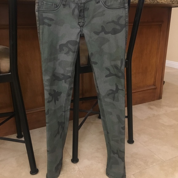 Camo & Black Flip Side Reversible Jeans - Picture 2 of 5